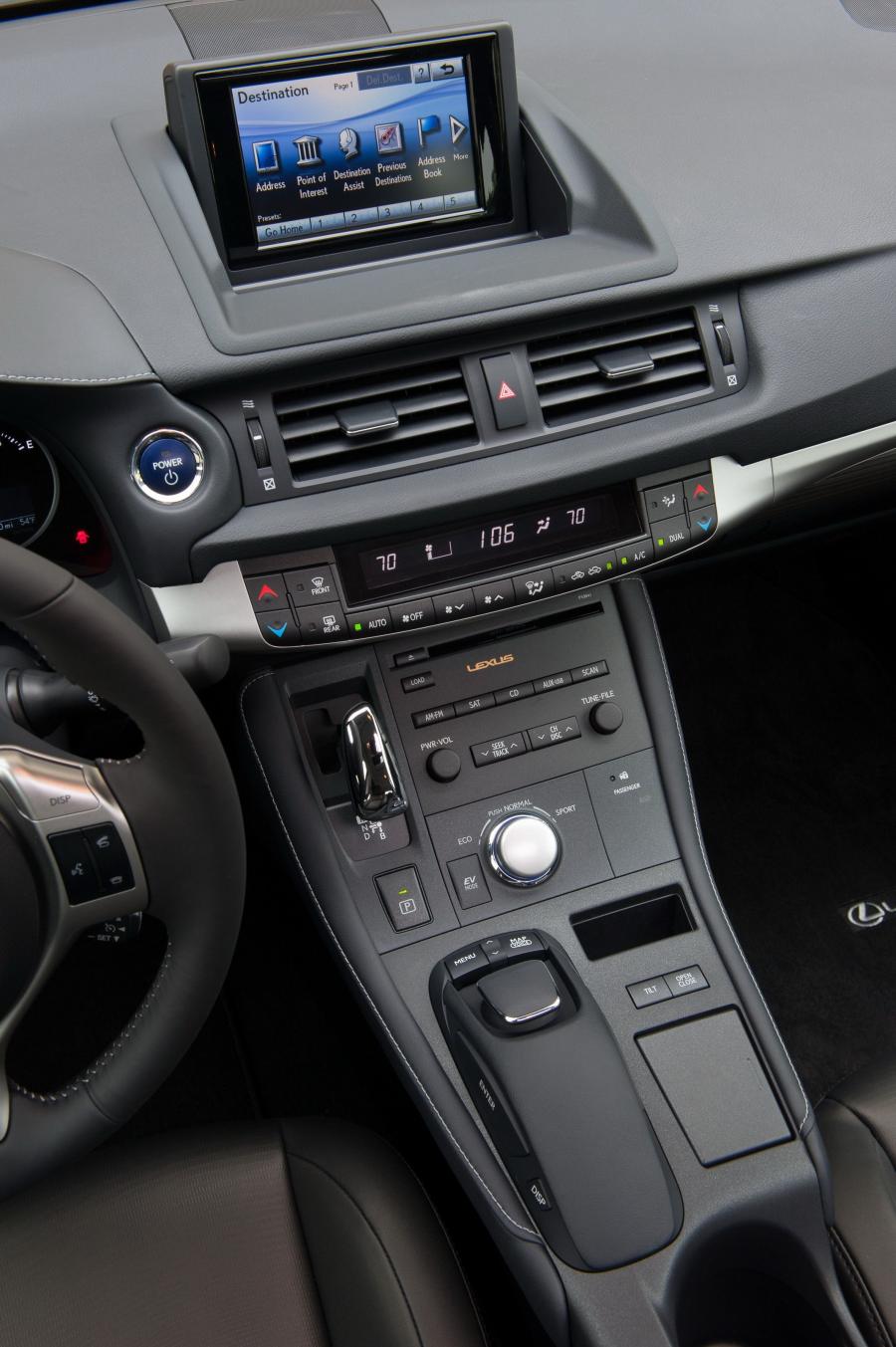  Lexus CT200h 2010 года  (фото 194 из 266)